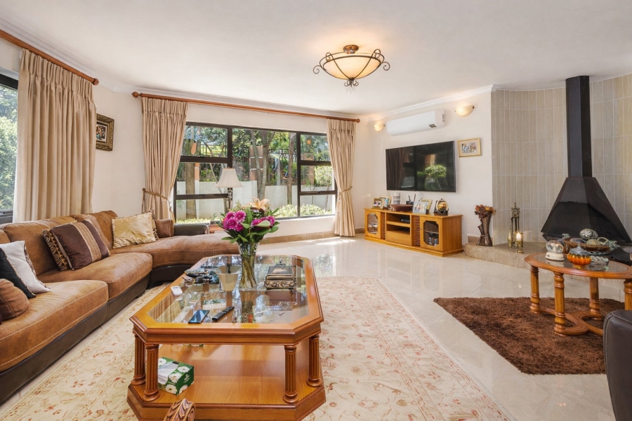 5 Bedroom Property for Sale in Caribbean Beach Club North West